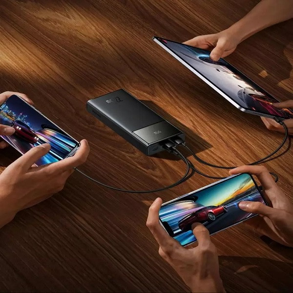 پاوربانک بیسوس مدل Star-Lord digital display ظرفیت 30000 میلی آمپر ساعت