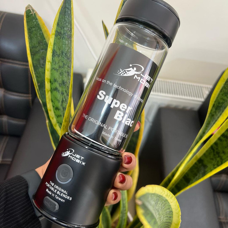 شیکر شارژی جت موبیکس مدل SuperBlack گنجایش 0.45 لیتر